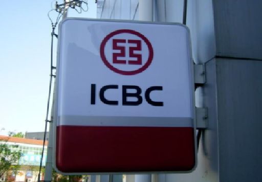 都江堰导致灯箱发黄的原因有哪些?